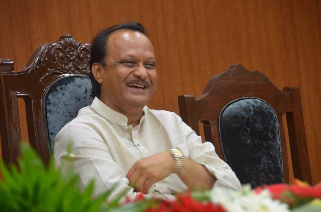 Politics | 200 कोटींच्या 'गुलाबी जॅकेट'साठी 'महाज्योती'चा निधी पळवला? – लक्ष्मण हाकेंचा गंभीर आरोप 2 Politics