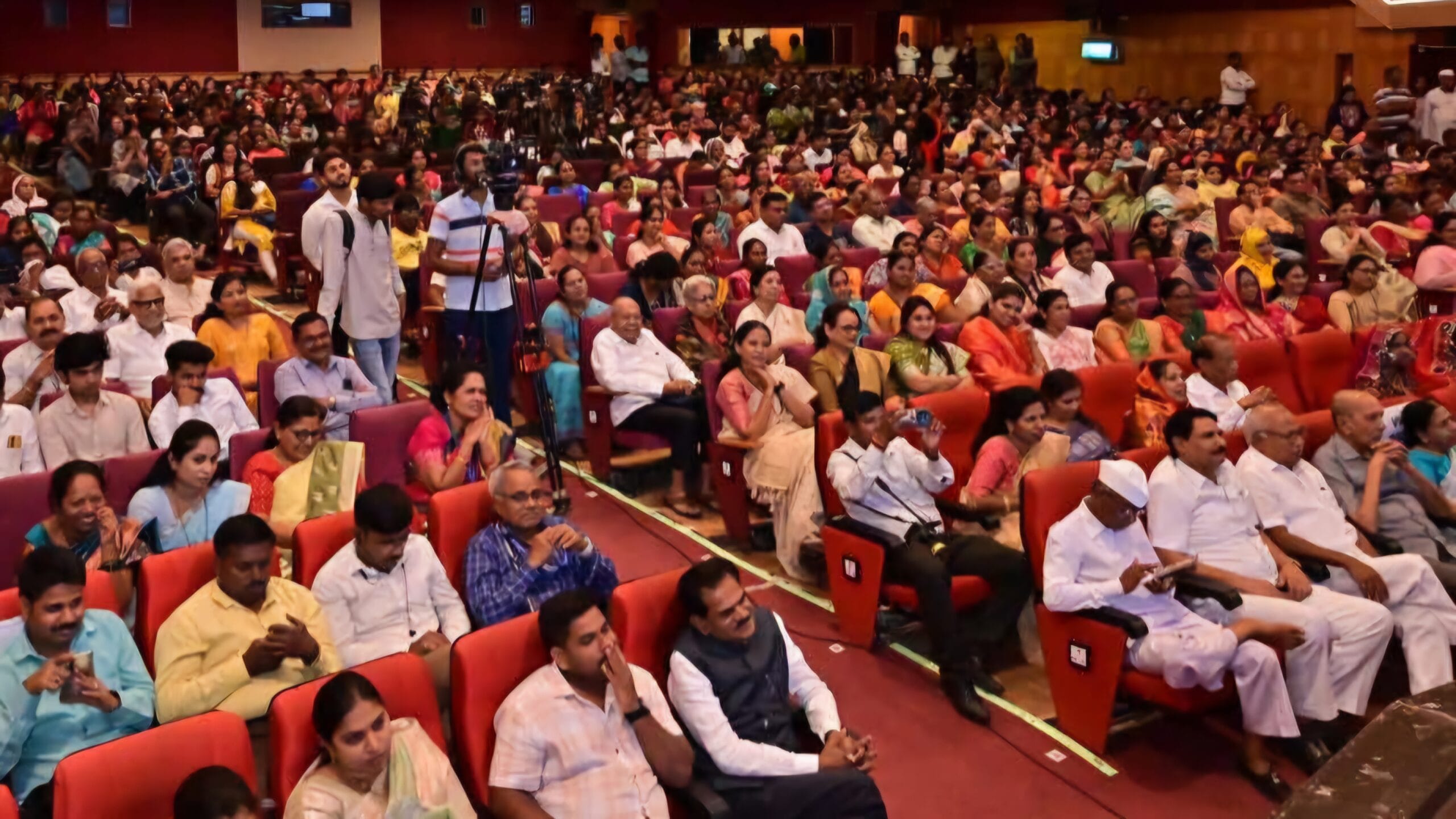 Women | महाराष्ट्र हे देशातले पहिले राज्य जिथे महिलांसाठी स्वतंत्र धोरण- शरद पवार; 'यशस्विनी सन्मान' सोहळा थाटात संपन्न 5 Women