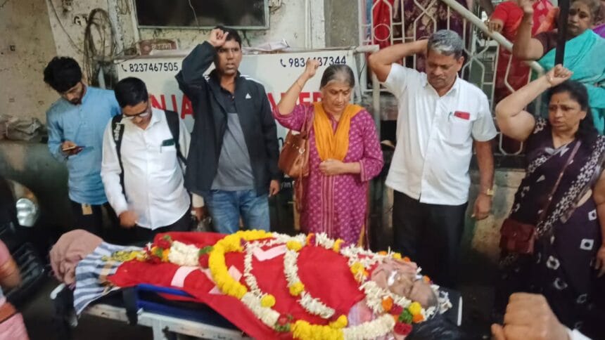 Rip news | कॉम्रेड सुभाष थोरात यांना अखेरचा निरोप; लढवय्या कार्यकर्त्याला लाल सलाम 1 FB IMG 1750998719994 1