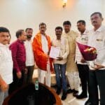 Politics | डॉ. दिलीप पवार यांची शिवसेना डॉक्टर सेल आयुष होमिओपॅथिक विंग उत्तर महाराष्ट्र प्रदेशप्रमुखपदी नियुक्ती 2 Politics