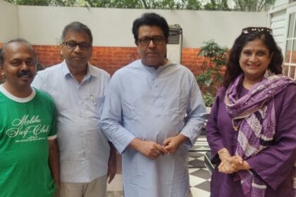 Cultural Politics | ठाकरे यांची शालेय शिक्षण कृती समितीच्या प्रतिनिधींशी महत्वपूर्ण चर्चा; मराठी शाळांच्या सक्षमीकरणाचा मुद्दा ऐरणीवर 2 FB IMG 1752024428919