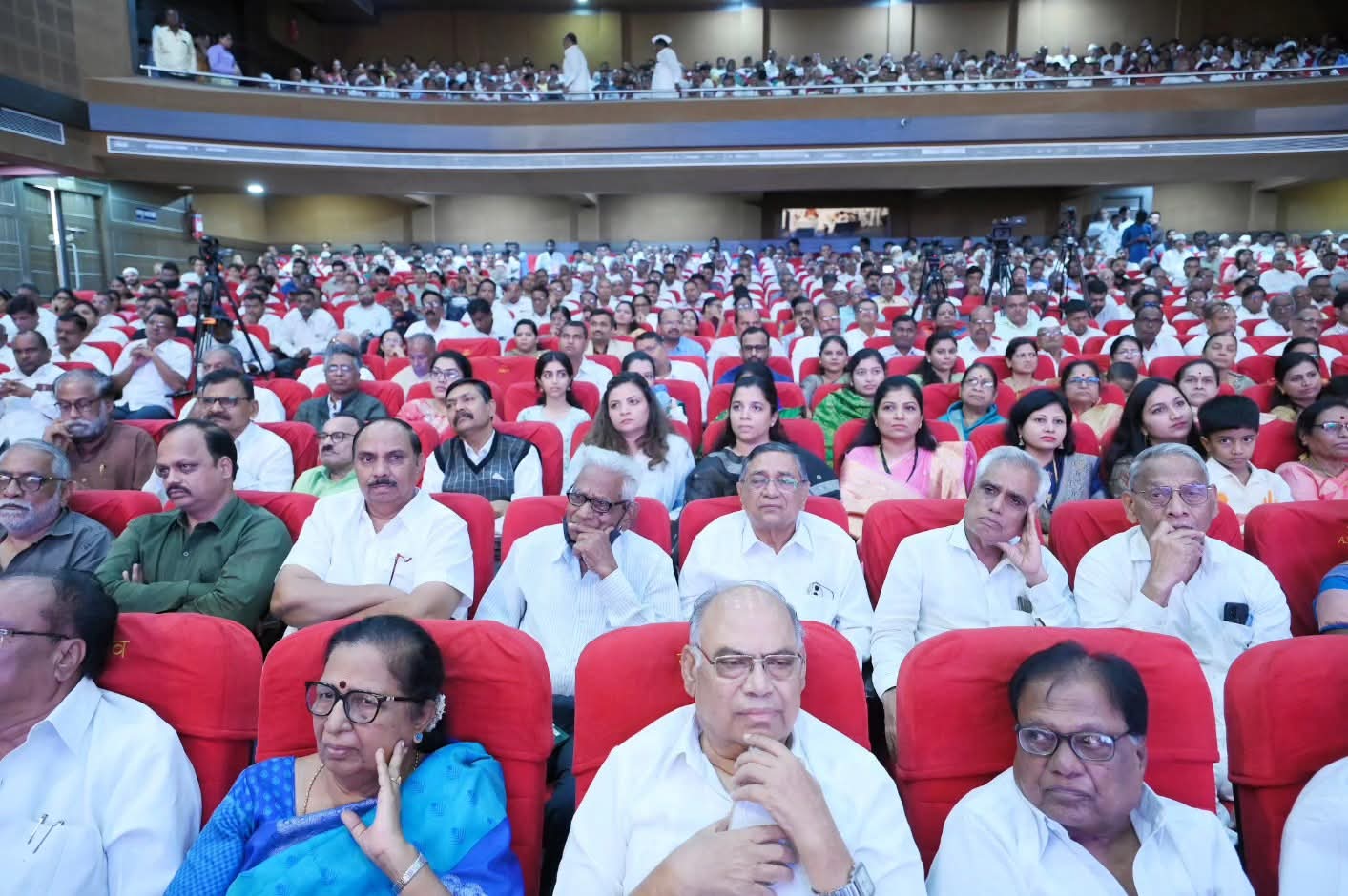 Politics | रयत'चे अरुण कडू पाटील यांचा अभिष्टचिंतन सोहळा संपन्न; शरद पवार यांची उपस्थिती; डाव्या विचारांचा त्याग न करता पुरोगामी मूल्यांचे जतन 3 Politics