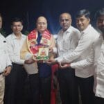 India news | Advocates Protection Act लागू करण्यासाठी तातडीने प्रयत्न करणार- ॲड. अमोल सावंत; शहरात सत्कार संपन्न 3 IMG 20250820 WA0040