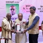 Acharya Atre Award : महाराष्ट्र समजून घेण्यासाठी आधी आचार्य अत्रे यांना समजून घ्या- कुमार कदम 1 Acharya Atre Award, आचार्य अत्रे,