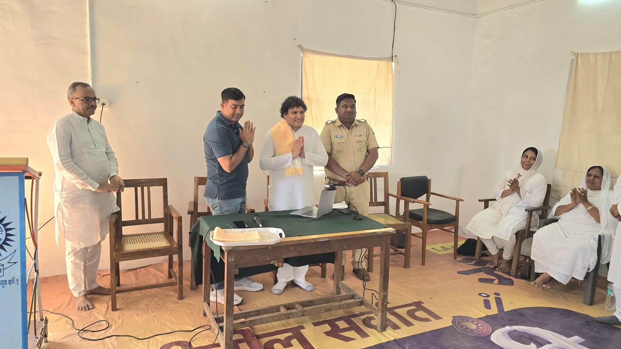 Religion | येरवडा खुल्या कारागृहात जैन गुरूंचा प्रेरणादायी सत्संग; सकारात्मकता, आत्मजागर आणि अंतर्मुक्तीचा संदेश 2 Religion