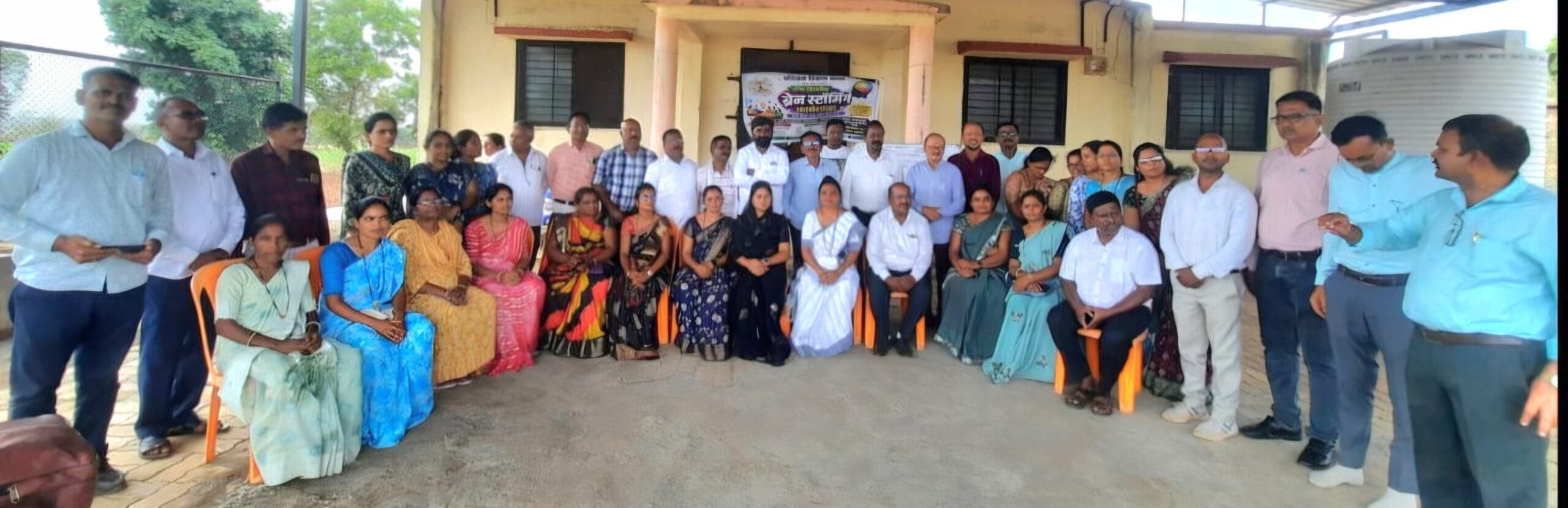 Brainstorming workshop at Dapur Nandurbar on Participatory Rural Appraisal (PRA) and village development.